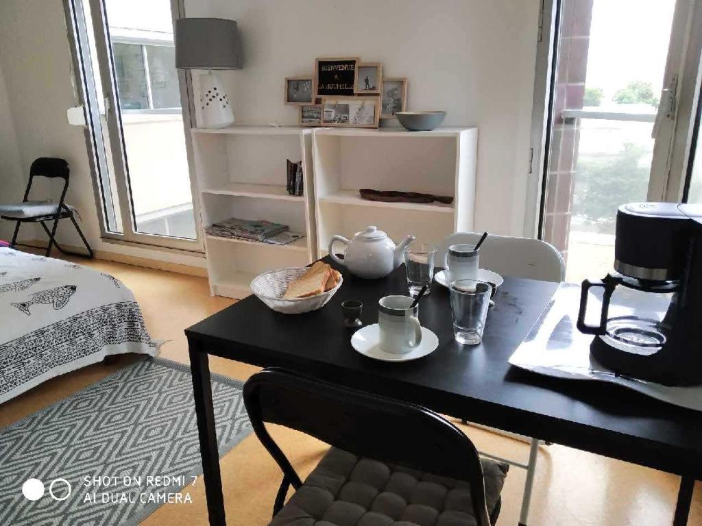 Studio lumineux proche Centre ville et plage 16 Rue de Norvège, 17000 La Rochelle