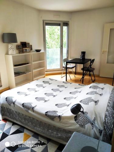 Studio lumineux proche Centre ville et plage
