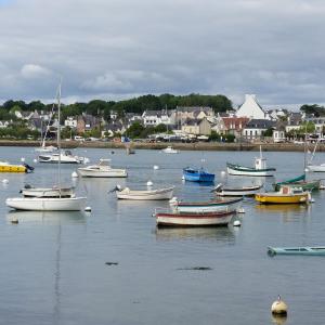 Studio lumineux proche port & plages