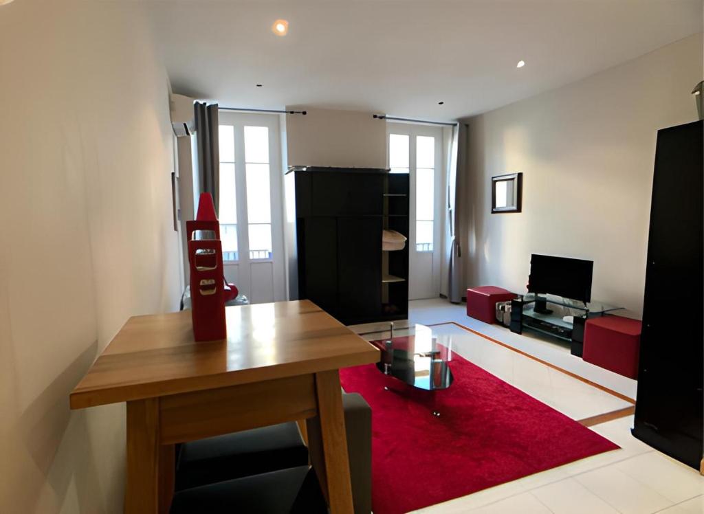 Studio Maccarani 5 Rue Maccarani, 06000 Nice