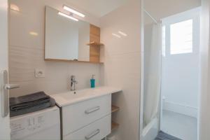 studio marine 100m plage