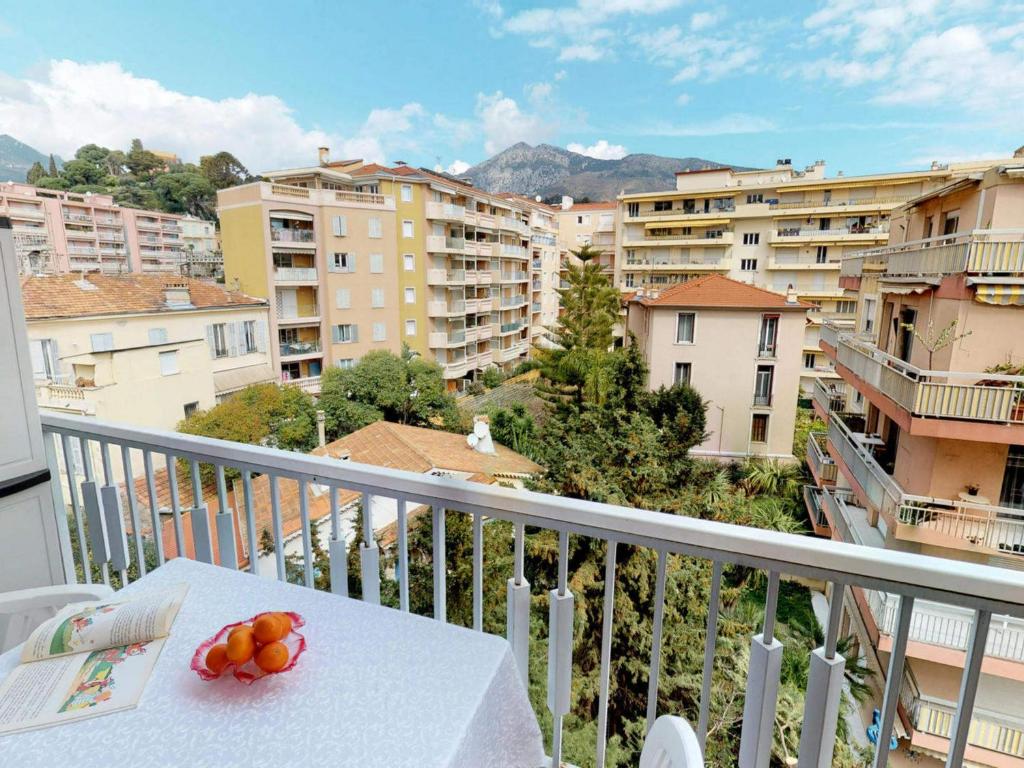 Appartement Studio Menton, 1 pièce, 2 personnes - FR-1-196-234 24 bis, Avenue Cochrane 06500 Menton