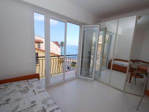 Appartement Studio Menton, 1 pièce, 3 personnes - FR-1-196-214 73, Porte de France 06500 Menton Provence-Alpes-Côte d\'Azur