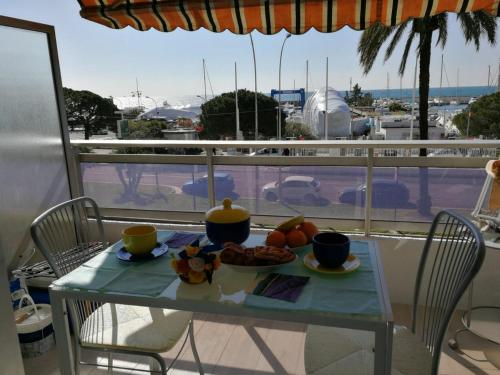 Studio Menton, 1 pièce, 4 personnes - FR-1-196-227