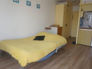 Studio Merville-Franceville-Plage, 1 pièce, 2 personnes - FR-1-465-77