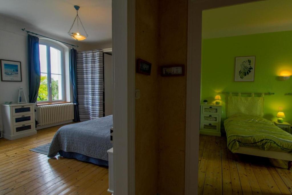 Studio Merville-Franceville-Plage, 1 pièce, 2 personnes - FR-1-465-86