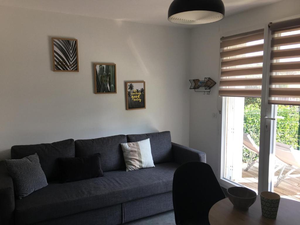 Appartement Studio Merville-Franceville-Plage, 1 pièce, 3 personnes - FR-1-487-222 Avenue de la côte fleurie RESIDENCE JARDIN COTE FLEURIE 14810 Merville-Franceville-Plage