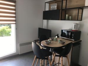Studio Merville-Franceville-Plage, 1 pièce, 3 personnes - FR-1-487-222