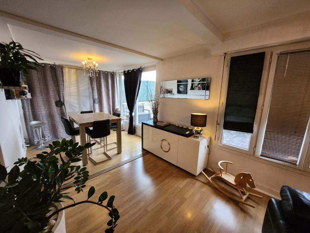 Studio meublé au pied de la cité médiévale 86300 Chauvigny