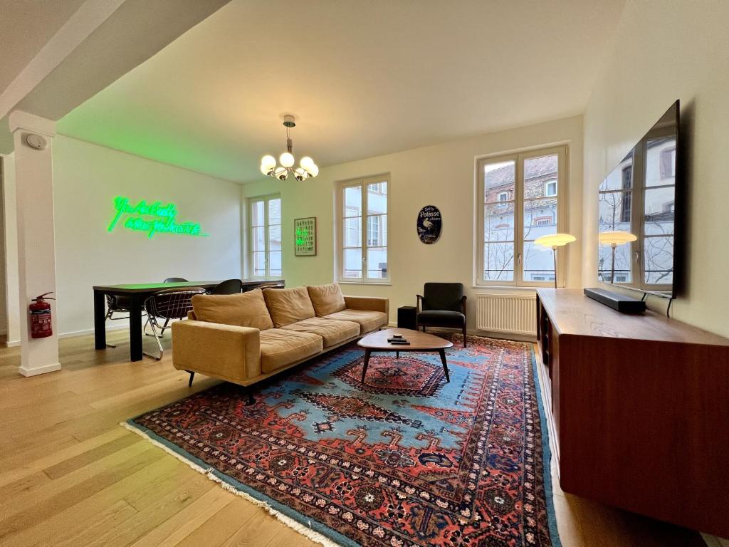 Studio Meublé Cures thermales avec vue 04800 Gréoux-les-Bains
