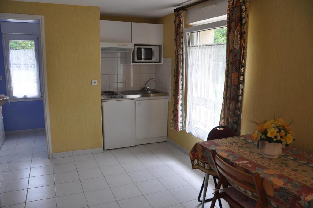 Appartement Studio meublé dans parc paysagé 5 Allée du Bocage 14000 Caen