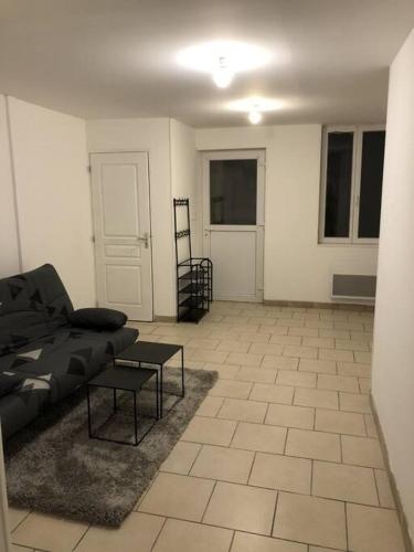 Appartement Studio meublé et équipé 32 Rue du Maréchal Mortier 59360 Le Cateau Nord-Pas-de-Calais