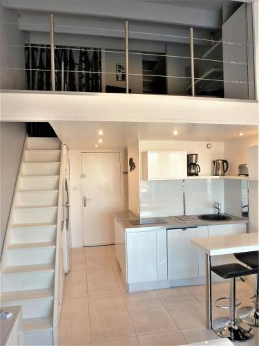 Studio Mezzanine Lips Village Naturiste