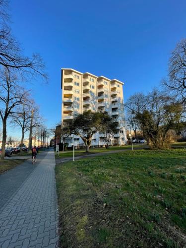 Studio mit Balkon und perfekter Anbindung