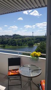Studio mit Seeblick