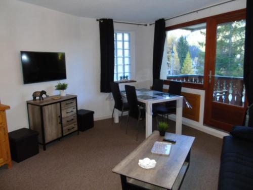 Studio Modane, 1 pièce, 4 personnes - FR-1-561-100