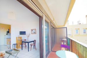 Studio moderne à la plage