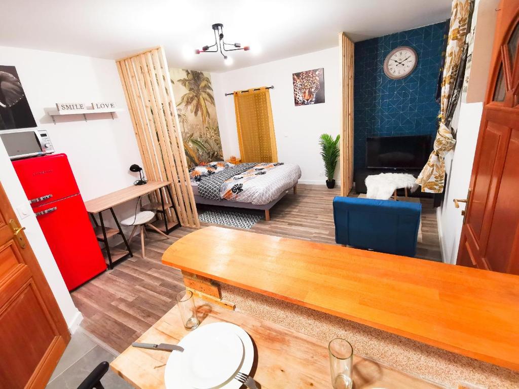 STUDIO MODERNE et LUMINEUX PROCHE CROISETTE A0B132