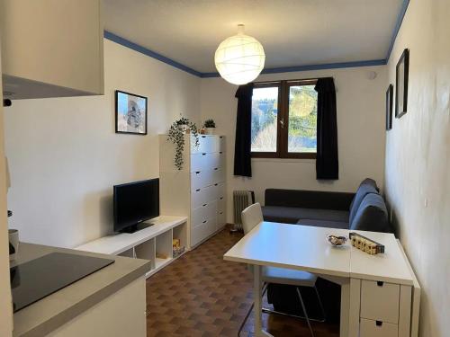 Studio moderne & fonctionnel avec place de parking