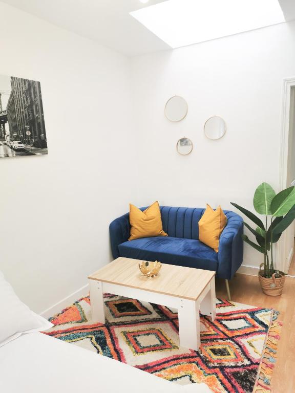 Appartement Studio moderne, lumineux 17 Rue de Longchamp 75116 Paris