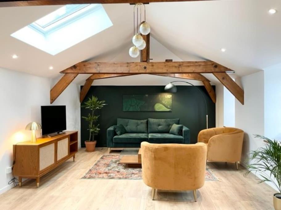 Studio Moderne Terrasse Piscine