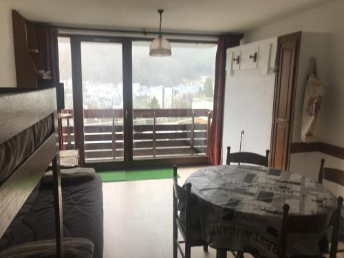 Studio Mont-Dore, 1 pièce, 4 personnes - FR-1-415-133