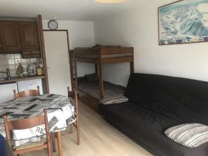 Studio Mont-Dore, 1 pièce, 4 personnes - FR-1-415-133