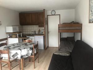 Studio Mont-Dore, 1 pièce, 4 personnes - FR-1-415-133