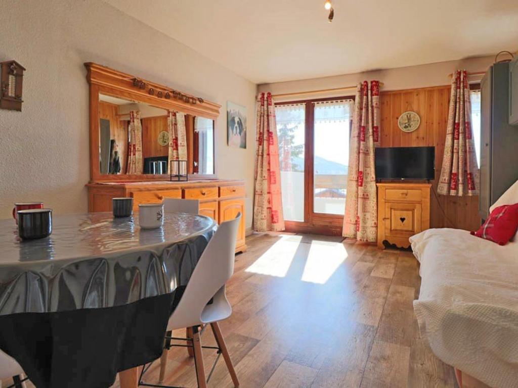 Appartement Studio Montvalezan-La Rosière, 1 pièce, 4 personnes - FR-1-398-612 STUDIO 4 PERS. LA ROSIERE 73700 Montvalezan
