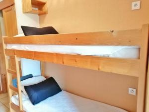 Appartement Studio Morillon Village, 1 pièce, 4 personnes - FR-1-412-30 Clos Gex - Village - 74440 Morillon Rhône-Alpes