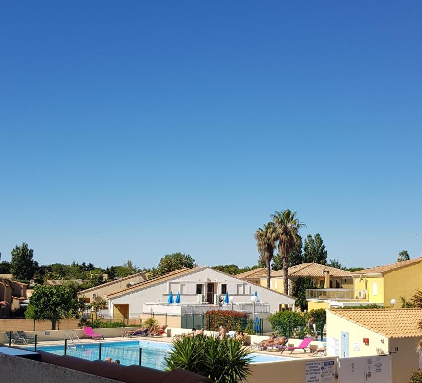 Appartement Studio Naturiste \ résidence Port Soleil Village Naturiste Cap d'Agde avenue de Port Ambonne 34300 Le Cap d\'Agde