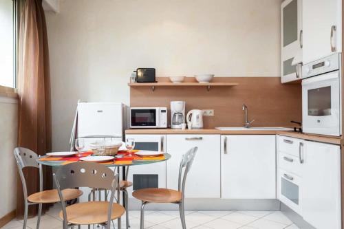 Studio near Croisette beach - Behind Martinez hotel