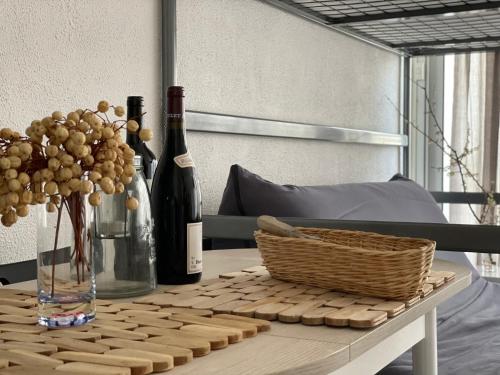 Studio NEUF -3min Plage - CLIM - TERRASSE - WIFI