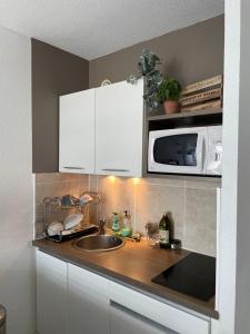 Studio NEUF -3min Plage - CLIM - TERRASSE - WIFI