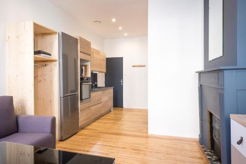 Studio NEUF, charme de l'ancien, balcon, Netflix 4K - 3 étoiles, 4 diamants