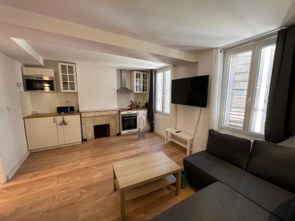 Studio Neuf Climatisé Centre Ville #6 4 rue Richard Andrieu, 83000 Toulon