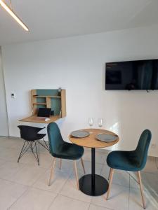 Studio neuf Idéalement situé