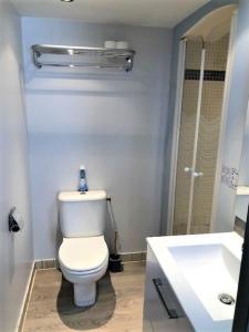 Studio neuf indépendant entrée privée