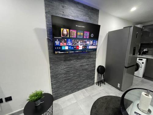 Studio Neuf & Lumineux., 50M des plages