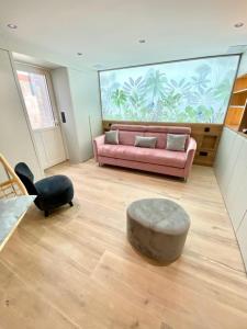 Studio neuf lumineux proche plage