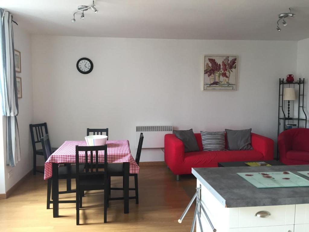 STUDIO NEUF- VIEIL ANTIBES - Marché Provençal 06600 Antibes