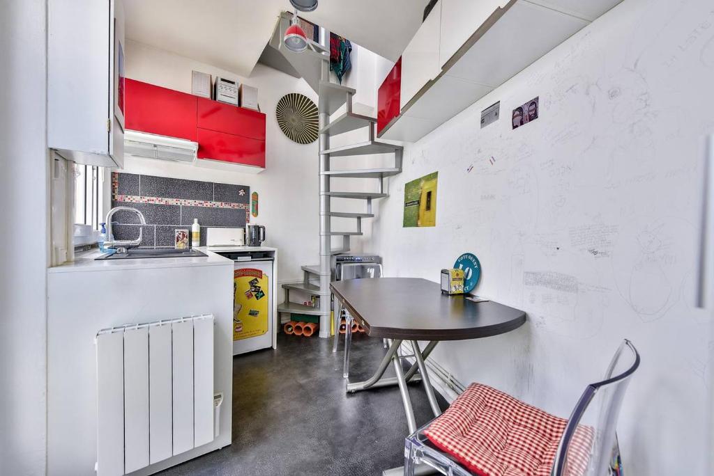 Appartement Studio on mezzanine floor - PicpusBercy 184 Avenue Daumesnil 75012 Paris