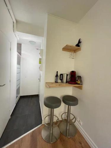 Studio paisible Paris 20