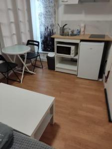 Appartement Studio Paris 13 52 Rue de la Santé 75014 Paris Île-de-France