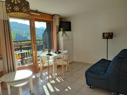 Studio & piscine intérieure, vue Mont D'Arbois