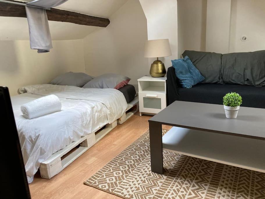 Appartement Studio Place d’Italie/Denfert-Rochereau 52 Rue de la Santé 75014 Paris