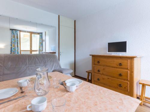 Studio Plagne Villages, 1 pièce, 3 personnes - FR-1-181-2640