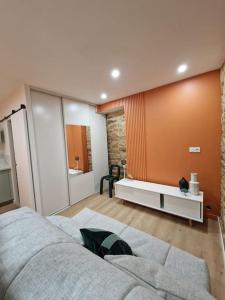 Appartement Studio plein centre-ville 32 Rue du Grand Couvent 30000 Nîmes Languedoc-Roussillon