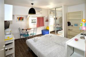 Studio Pniche pour 2 personnes, insolite et charmant