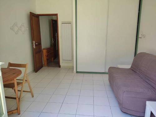 Appartement Studio Pont de Crau 10 Chemin de Servannes 13200 Arles Provence-Alpes-Côte d\'Azur